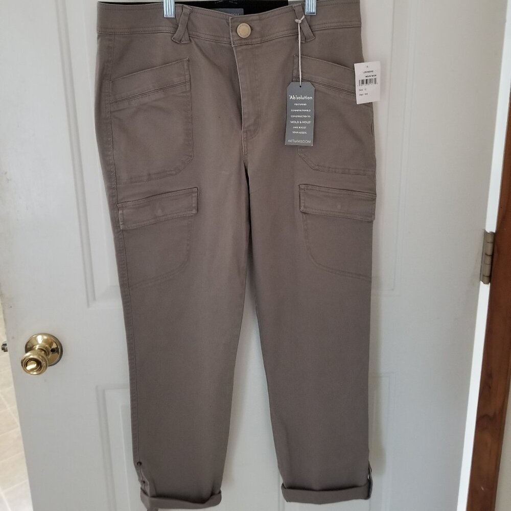 Wit & Wisdom Women's Cargo Pants NWT